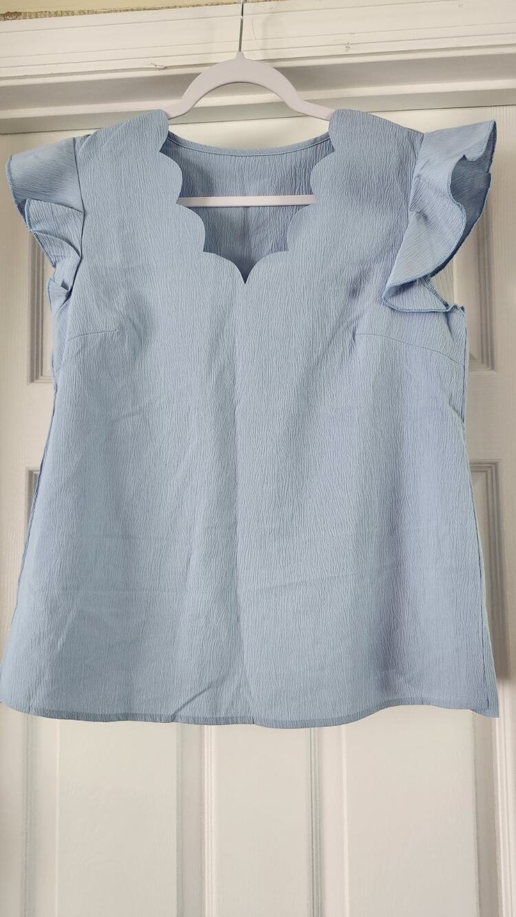 Boture Light Blue Scalloped Neck Blouse Ruffle Sleeve Top Women's Size M wt133